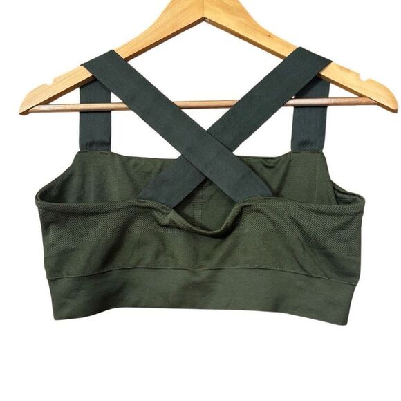 Athleta serene sports bra seamless wide straps light support Tuscan olive medium - Picture 4 of 6